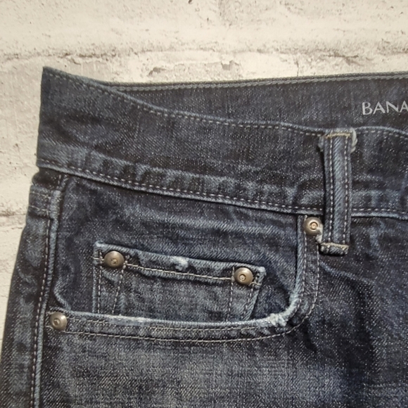 BANANA Republic Slim Jeans - Picture 9 of 15